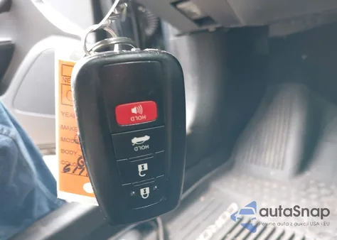 2020 Toyota Corolla Hybrid Le z USA, uszkodzony, nr VIN JTDEBRBE5LJ017856